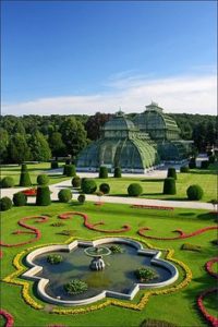 Zámok Schönbrunn vo Viedni